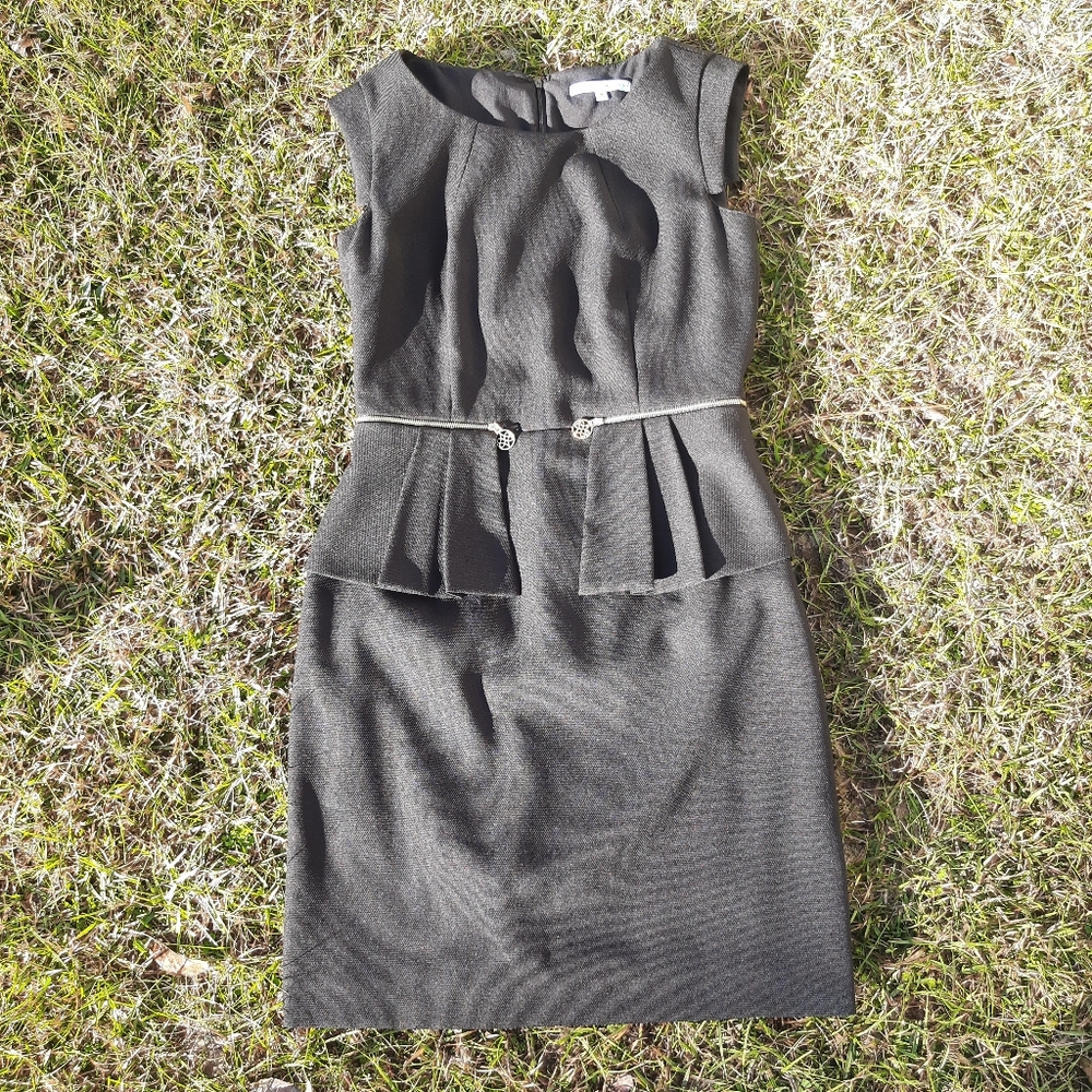 Black Sleeveless Dress